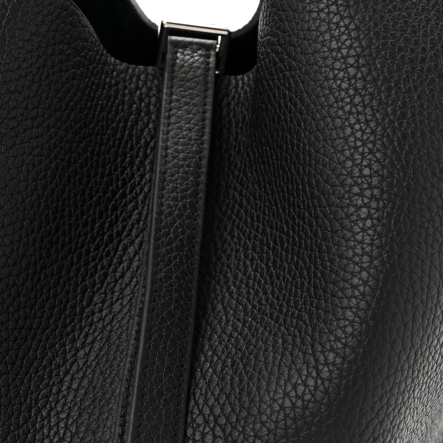 Taurillon Clemence Picotin Lock 22 MM Black