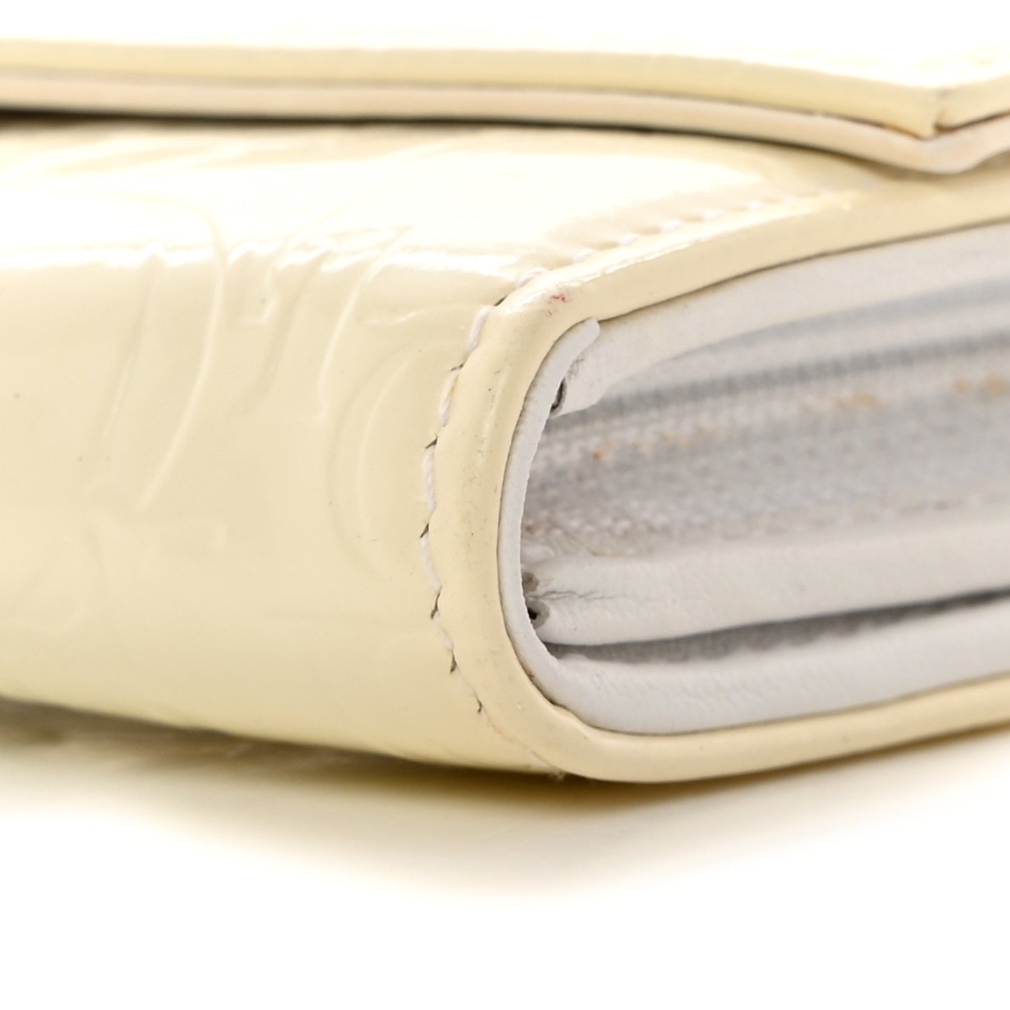 Patent Ultimate Rendez-Vous Chain Wallet White
