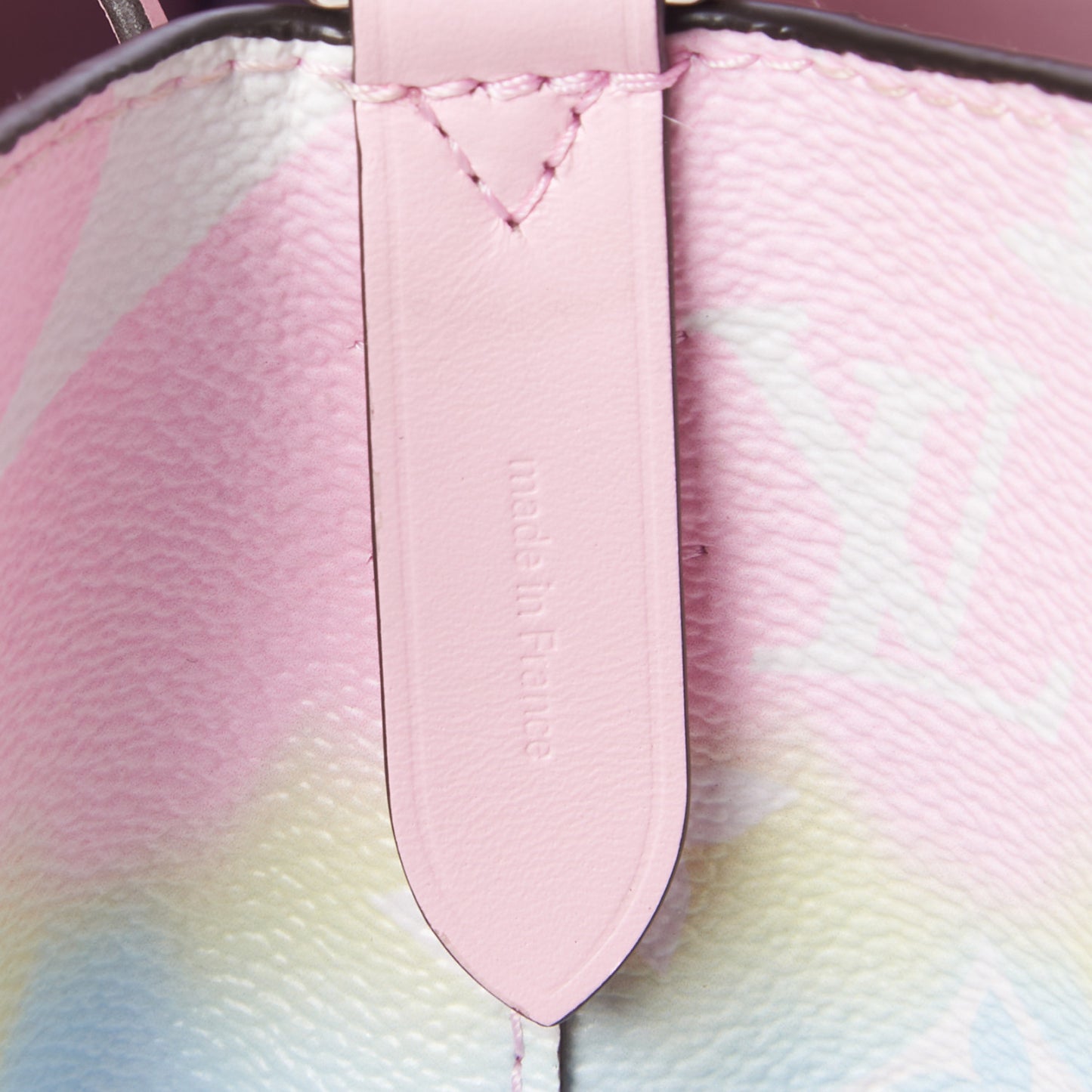 Monogram Escale Neonoe MM Pastel