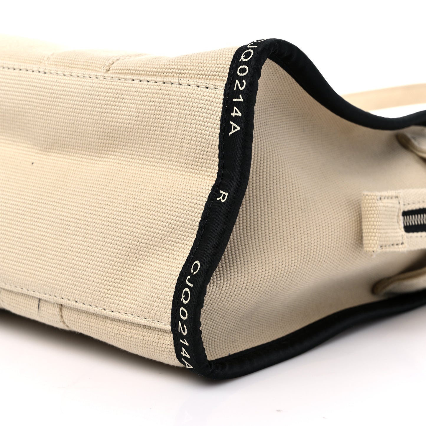 Jacquard Large The Traveler Tote Bag Warm Sand