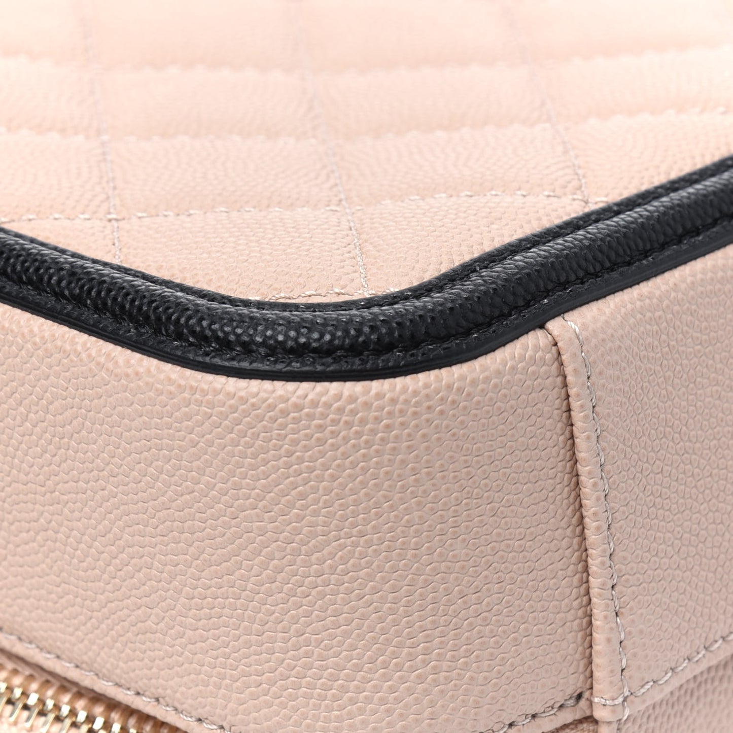 Caviar Quilted Medium CC Filigree Vanity Case Beige Black