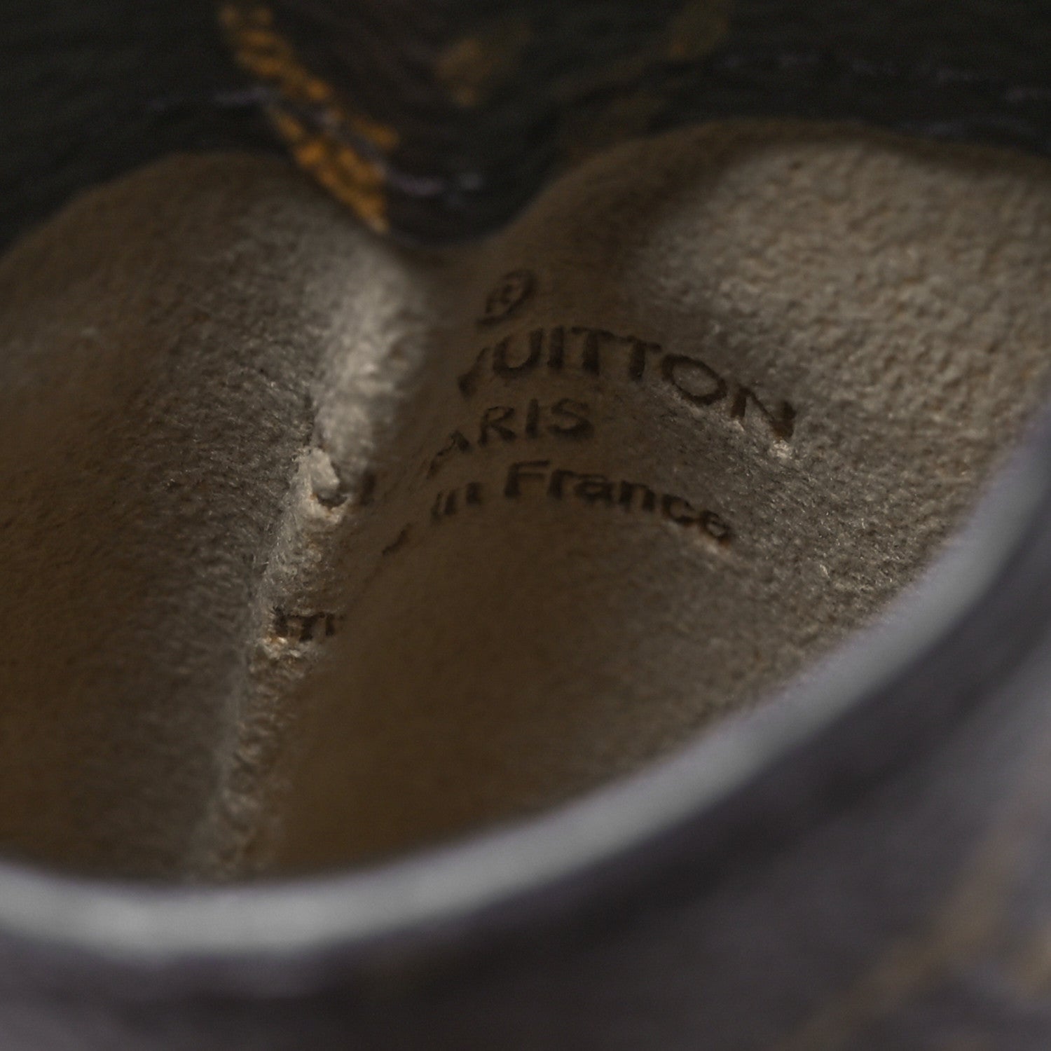Louis Vuitton Monogram Sunglasses Case MM 6 of 6