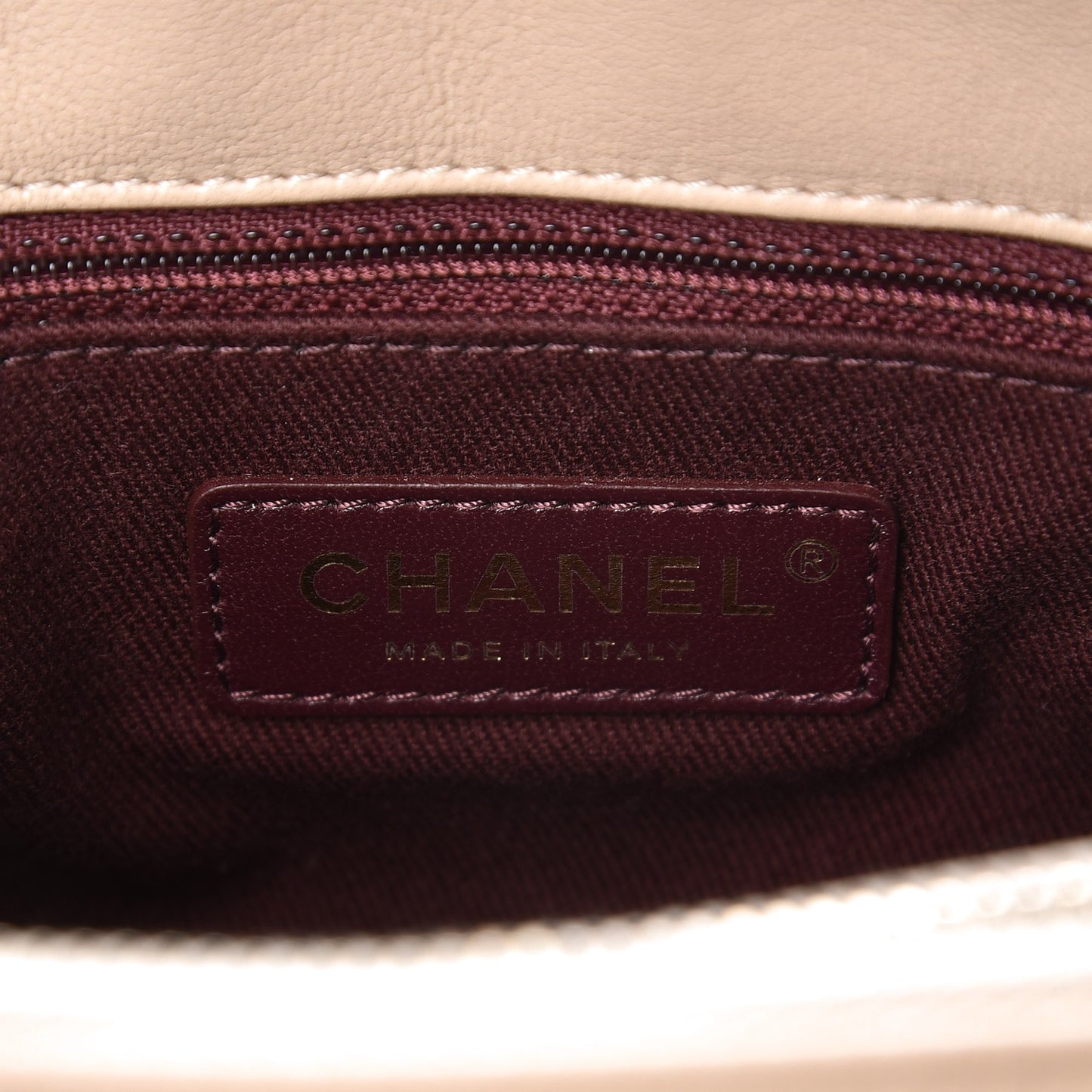 Shiny Sheepskin Quilted Small Trapezio Flap Beige