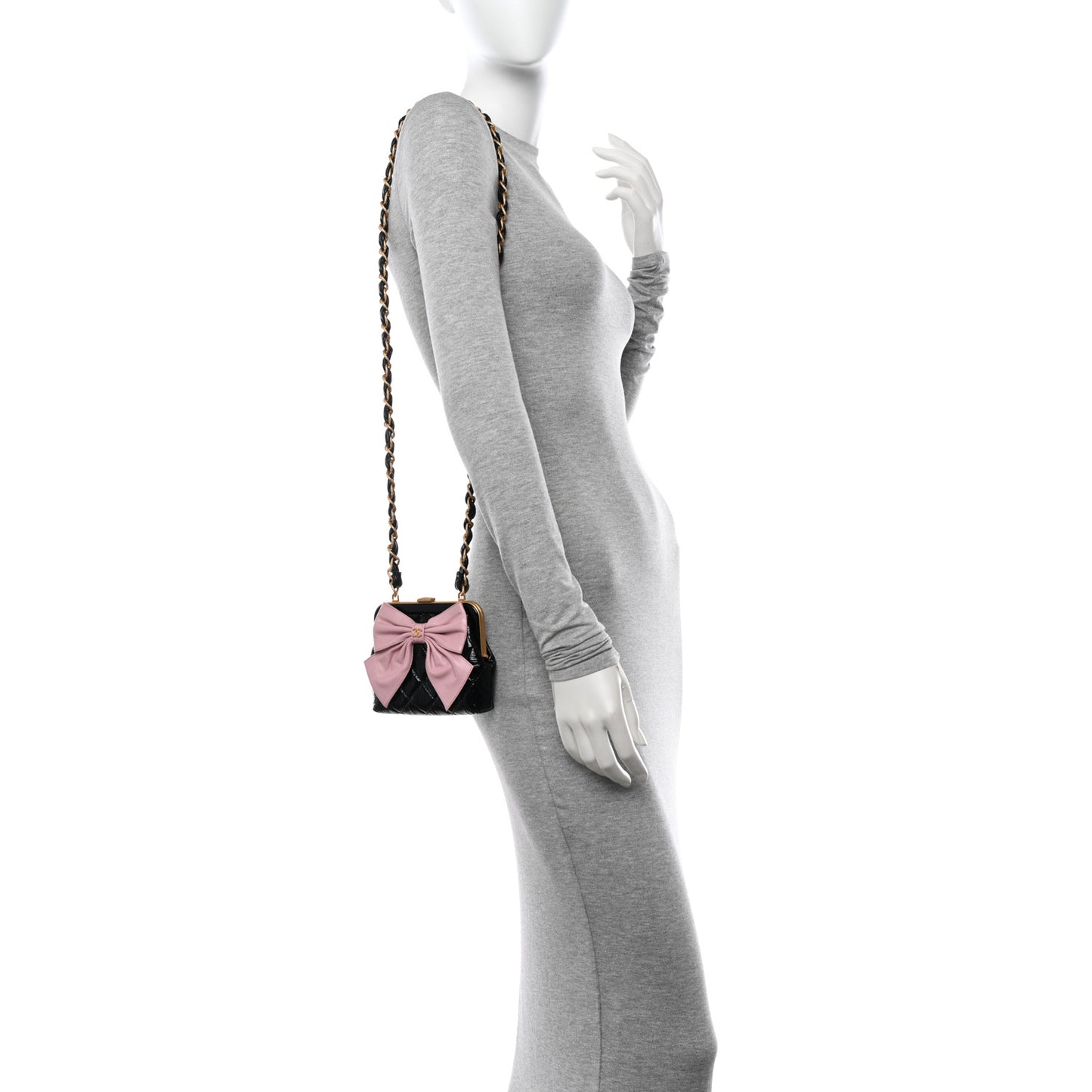 Patent Crumpled Lambskin Shiny Lambskin Quilted Maxi Bow Clutch With Chain Black Pink