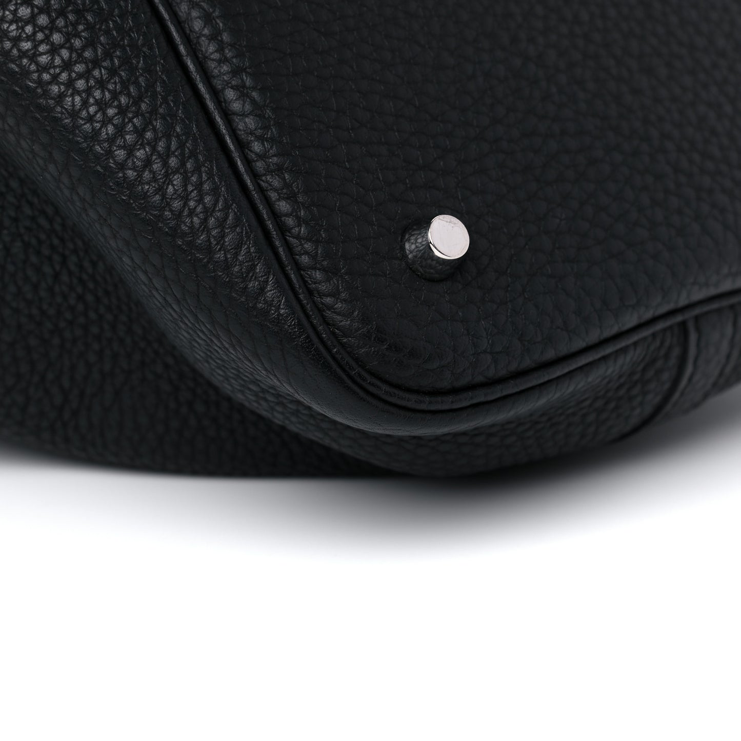 Taurillon Clemence Picotin Lock 22 MM Black