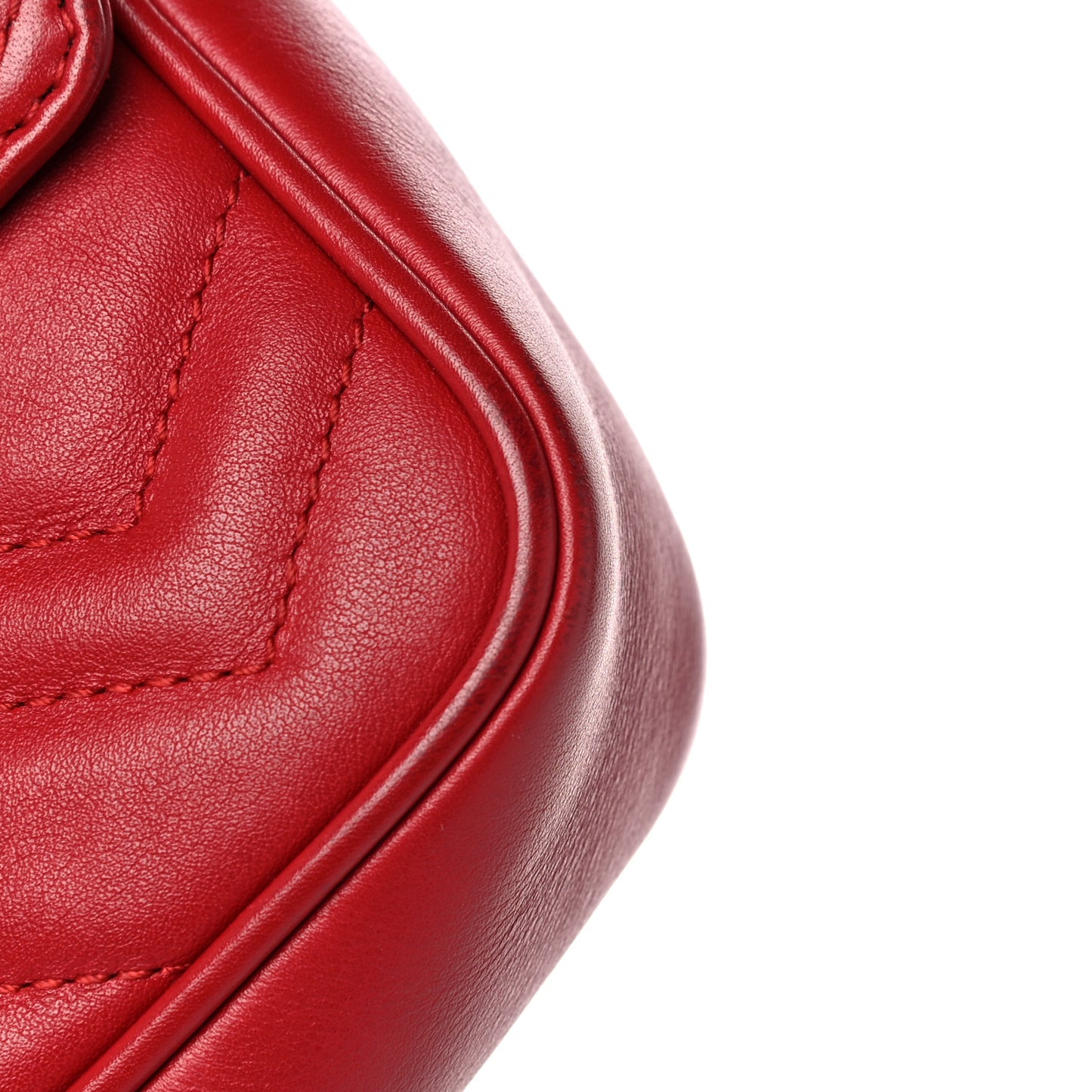 Calfskin Matelasse Super Mini GG Marmont Shoulder Bag Hibiscus Red