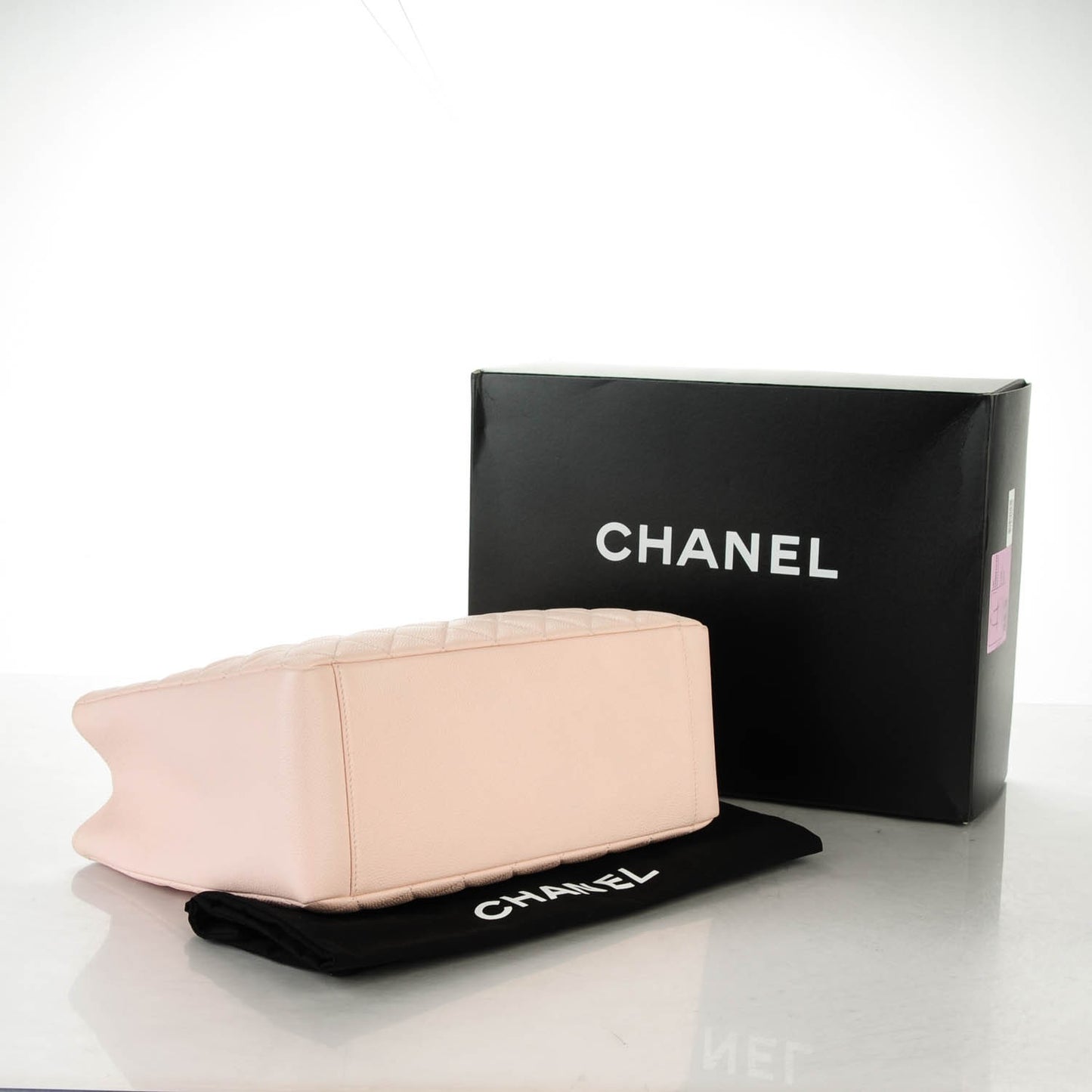 Caviar Quilted Grand Shopping Tote GST Light Pink