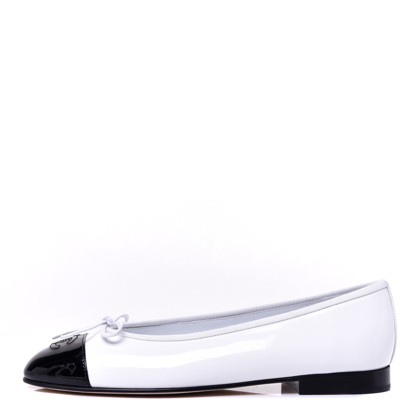 Calfskin Patent CC Cap Toe Ballerina Flats 38 White Black