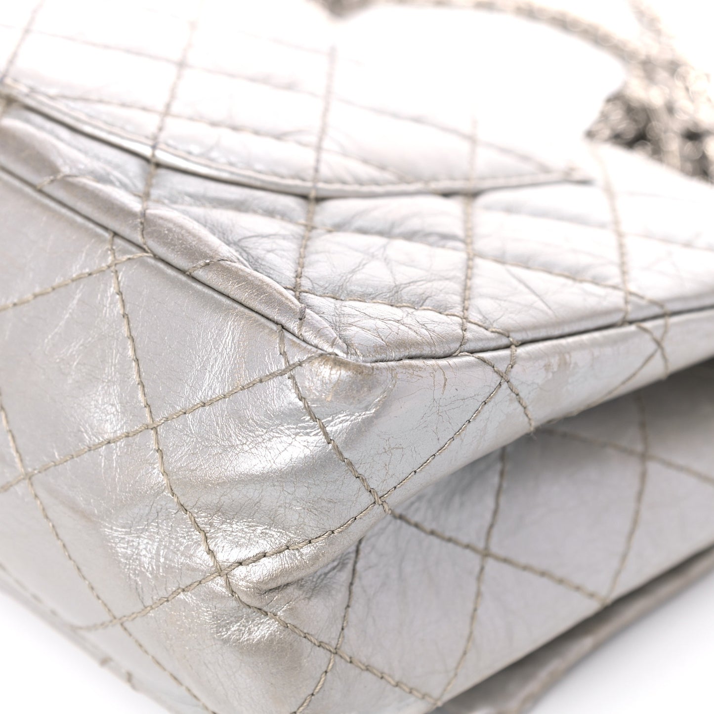 Metallic Aged Calfskin Quilted 2.55 Reissue 226 Flap Silver