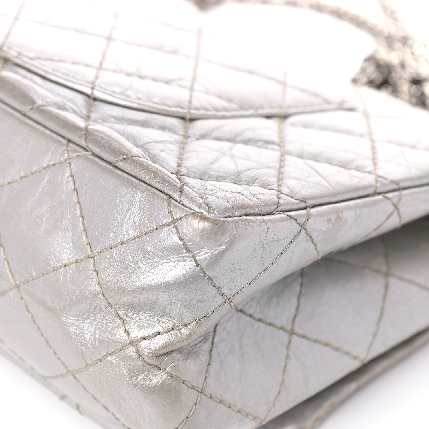 Chanel Metallic Aged Calfskin Quilted 2.55 Reissue 226 Flap Silver 12 of 21