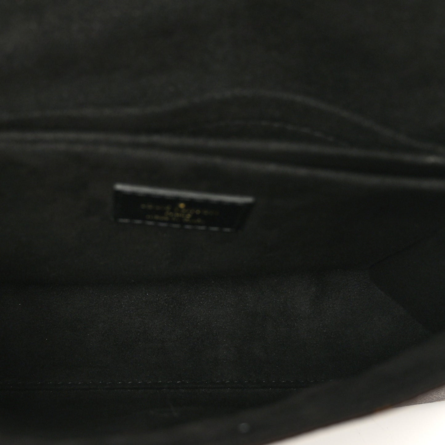 Epi Monogram Saint Michel Black