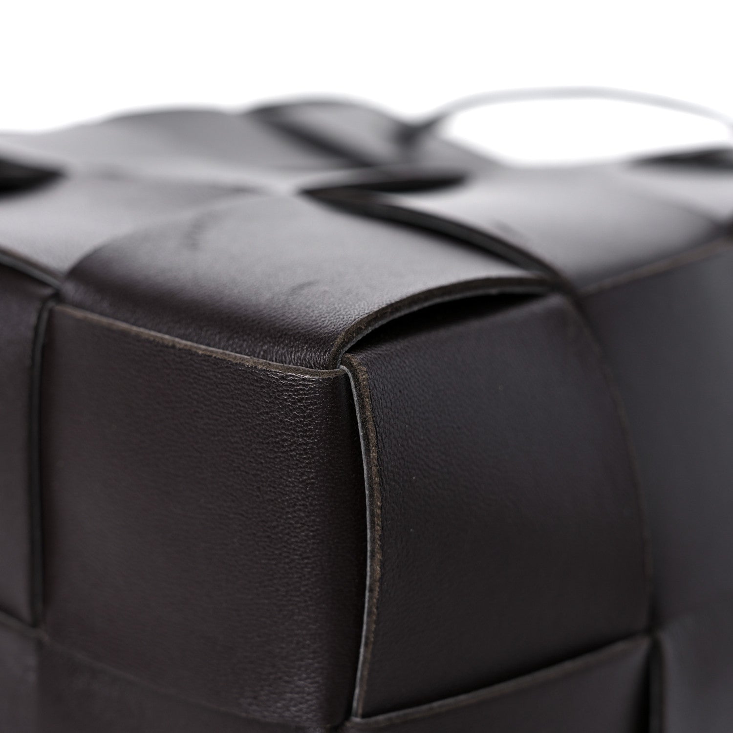 Bottega Veneta Nappa Maxi Intrecciato Cassette Bucket Bag Fondant 10 of 14