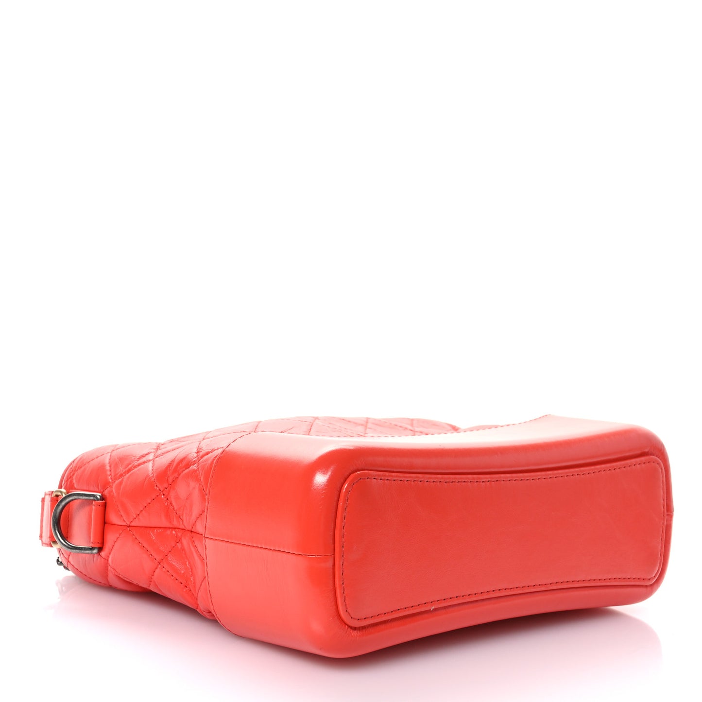 Aged Calfskin Quilted Medium Gabrielle Hobo Red