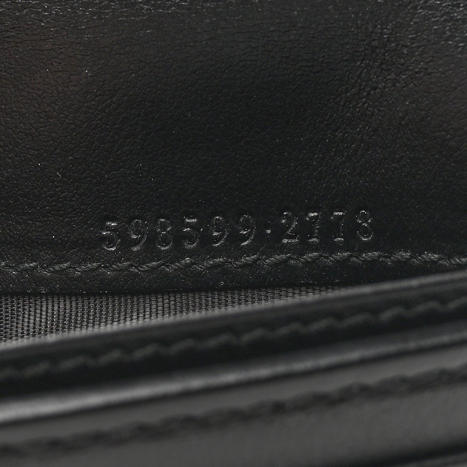 Gucci Calfskin Matelasse GG Marmont Passport Case Black 7 of 9