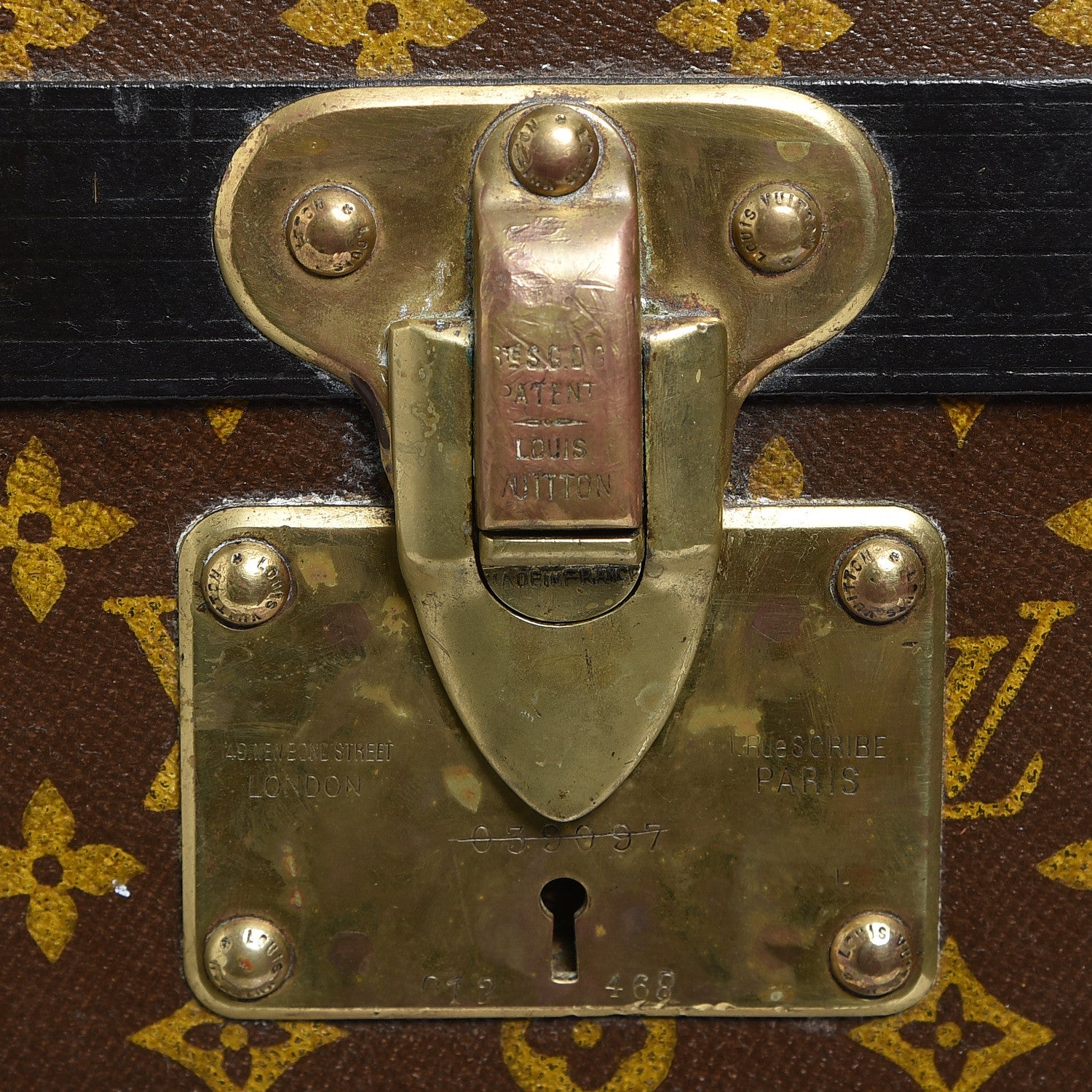 Louis Vuitton Monogram Cube Trunk 13 of 16