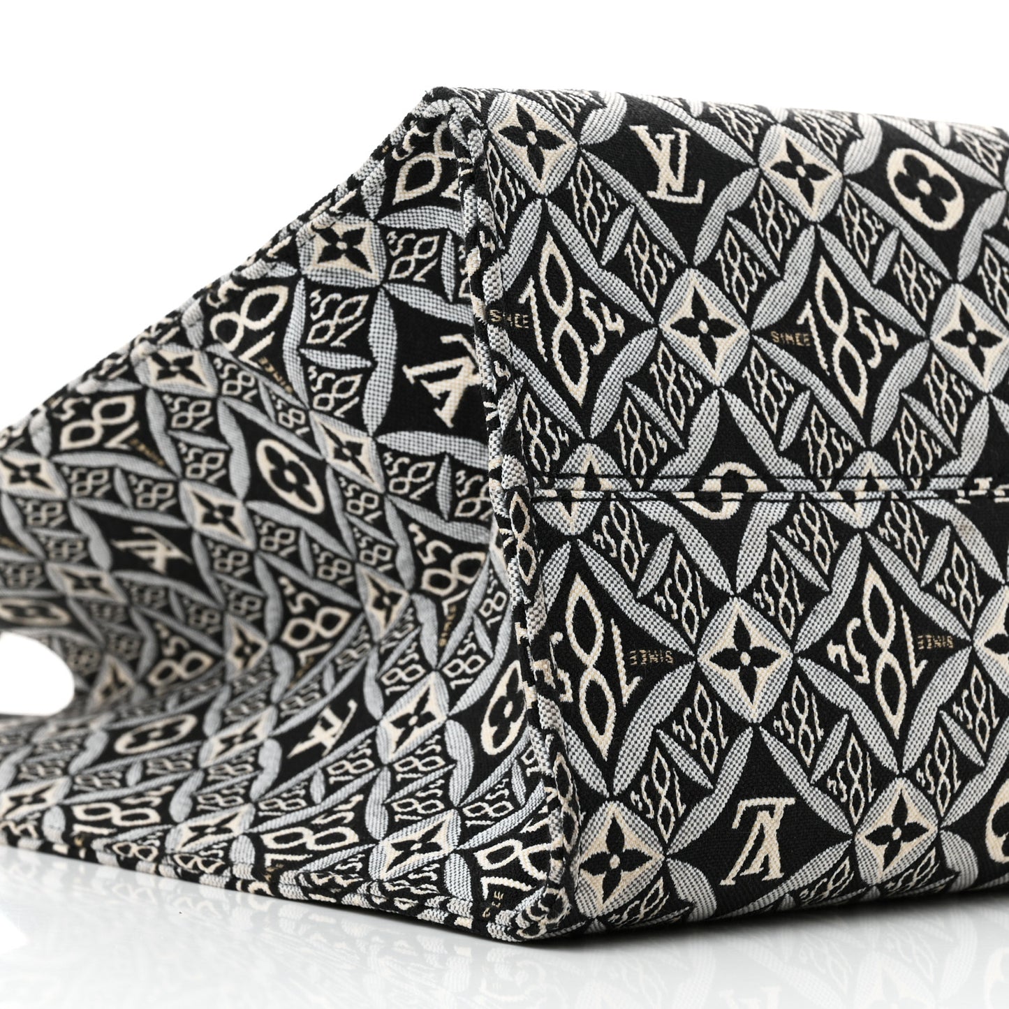 Jacquard Since 1854 Onthego GM Grey
