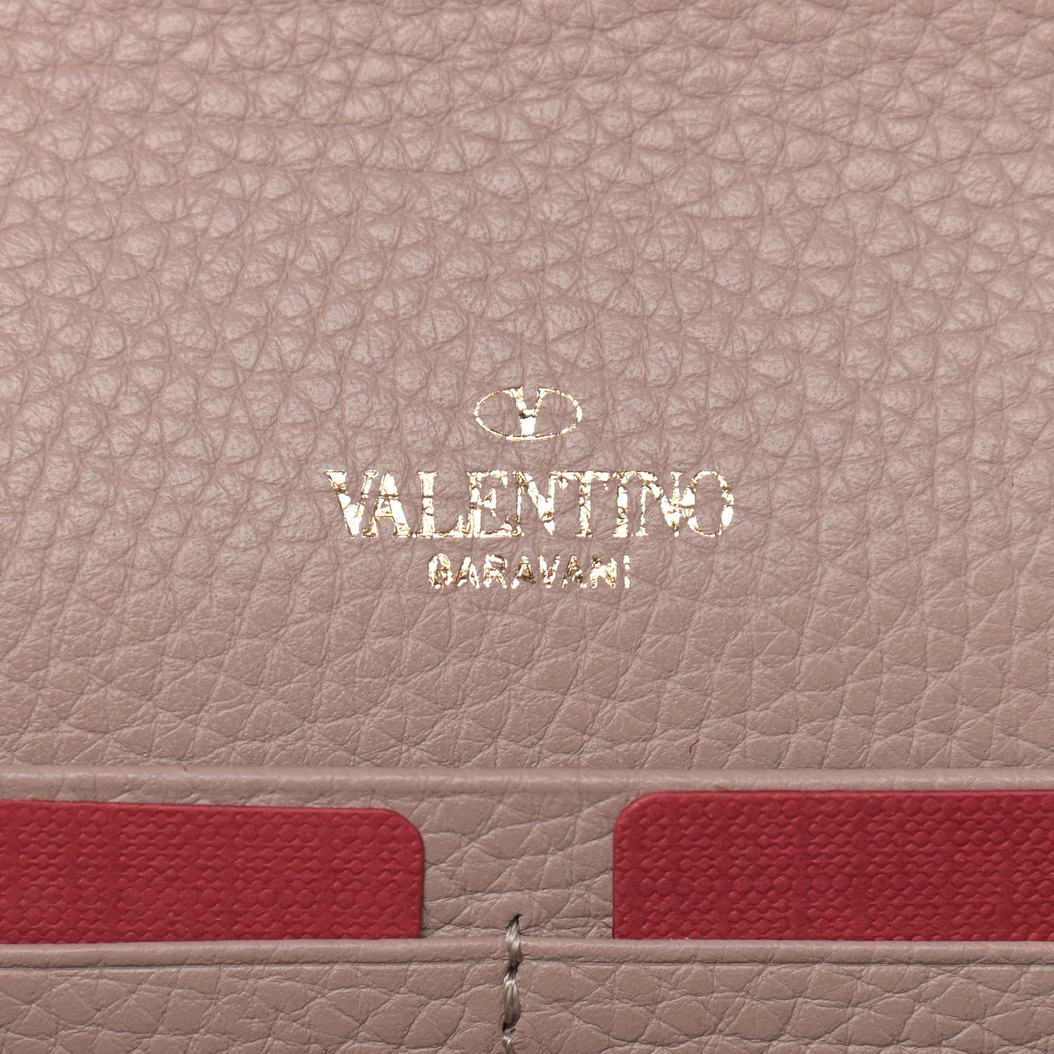 Valentino Garavani Pebbled Calfskin Rockstud Envelope Wallet on Chain Poudre 6 of 10