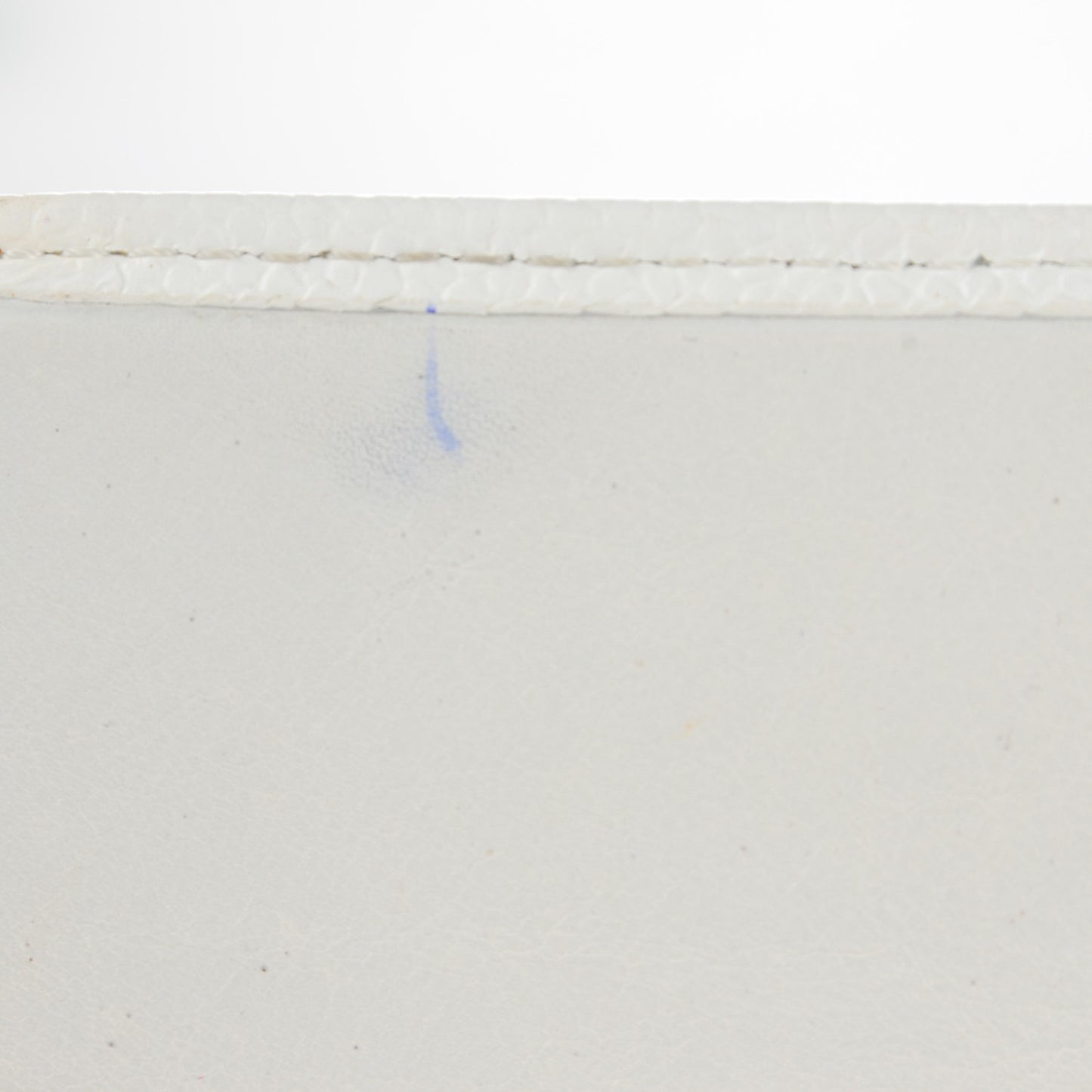 Caviar Timeless CC Wallet White