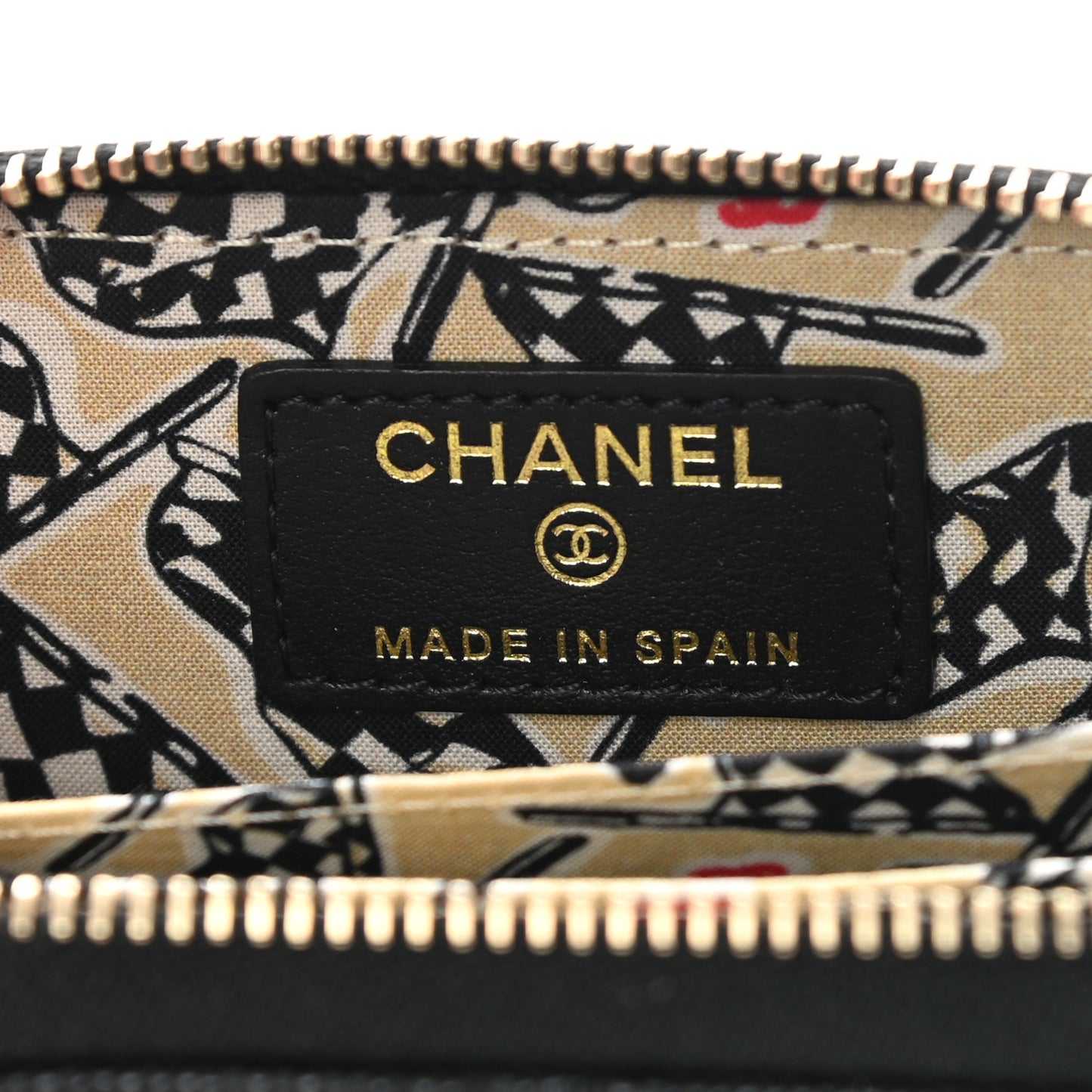 Caviar Quilted CC Zip Around Card Holder Wallet Black