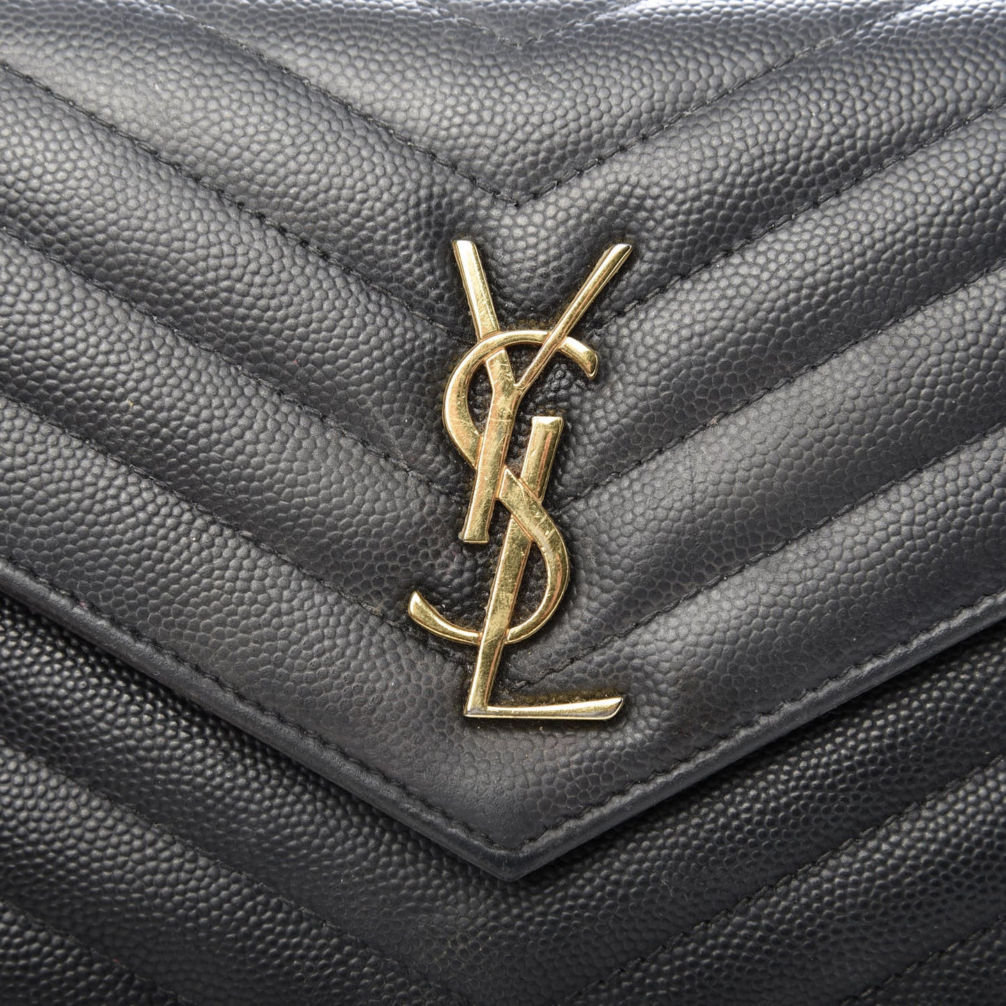 Grain De Poudre Matelasse Chevron Monogram Chain Wallet