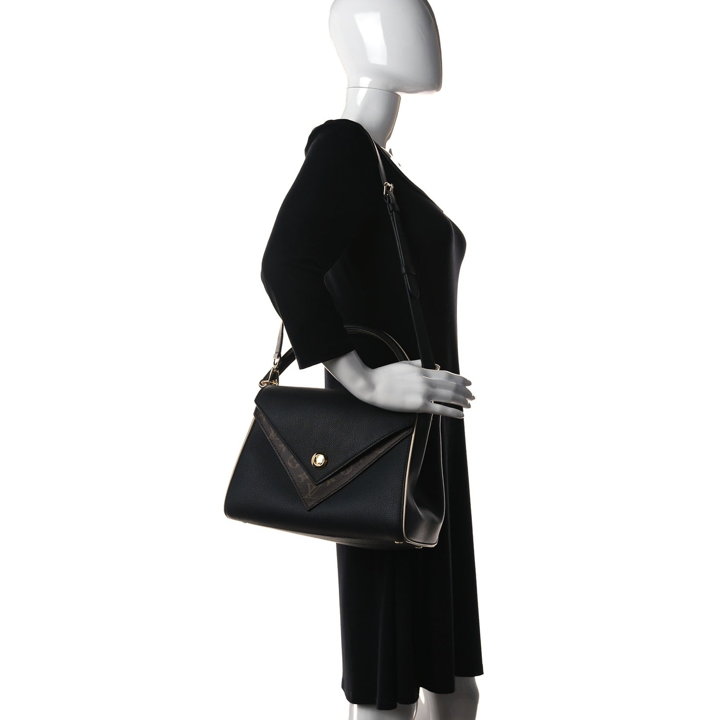Monogram Double V Black