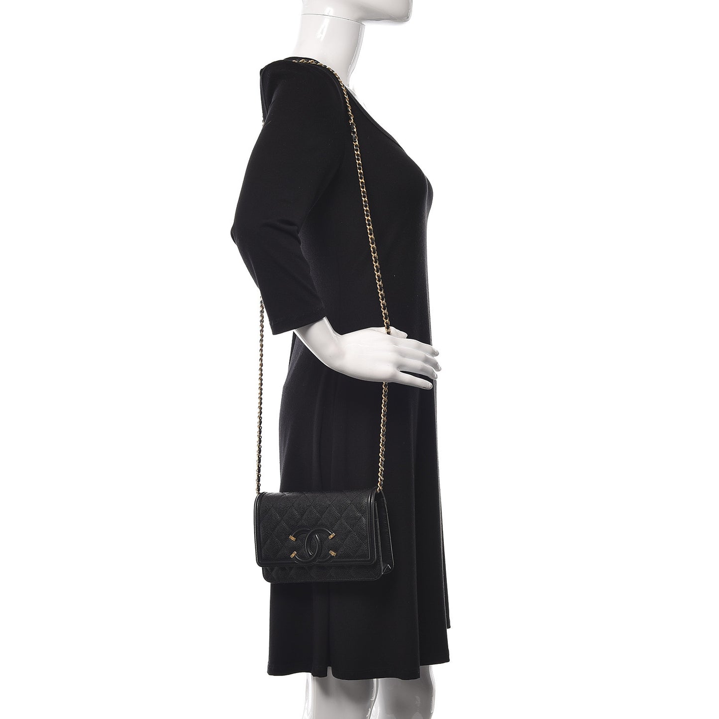 Caviar Quilted CC Filigree Wallet On Chain WOC Black