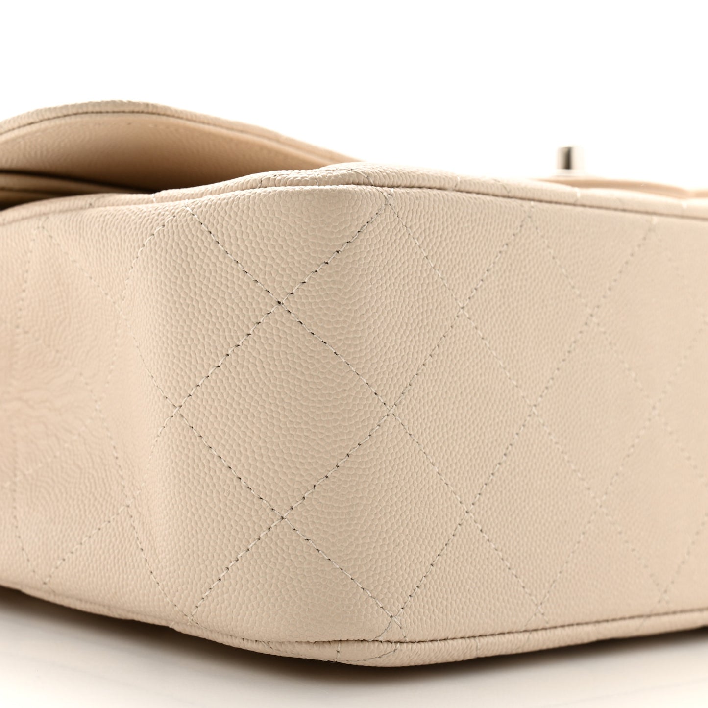 Caviar Quilted Jumbo Double Flap Ivory