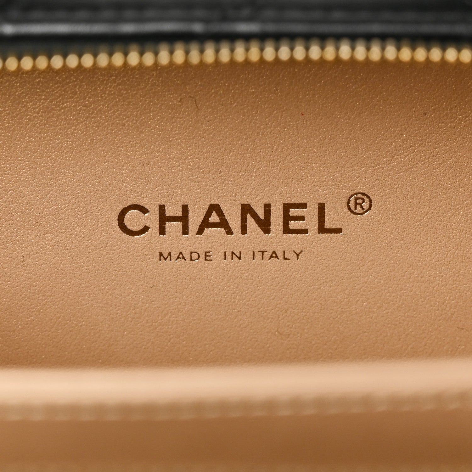 Chanel Lambskin Metal Quilted Golden Plate Vanity Case Black Golden Plate Vanity Case Black Gold 6 of 10