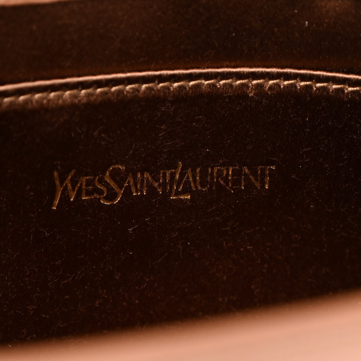 Saint Laurent Textured Patent Calfskin Monogram Large Belle De Jour Clutch Beige 6 of 7