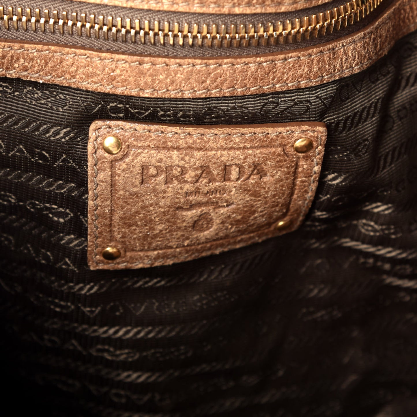 Cervo Lux Chain Bag Tan