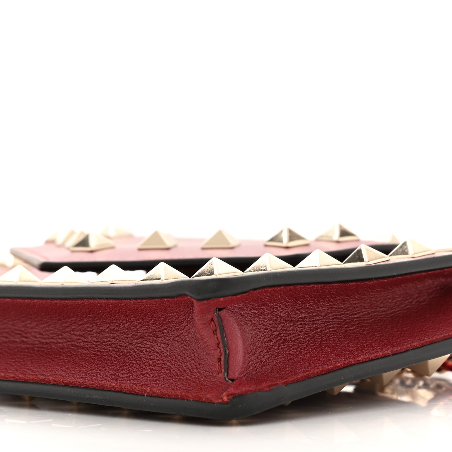 Calfskin Rockstud Phone Case With Chain Rubino