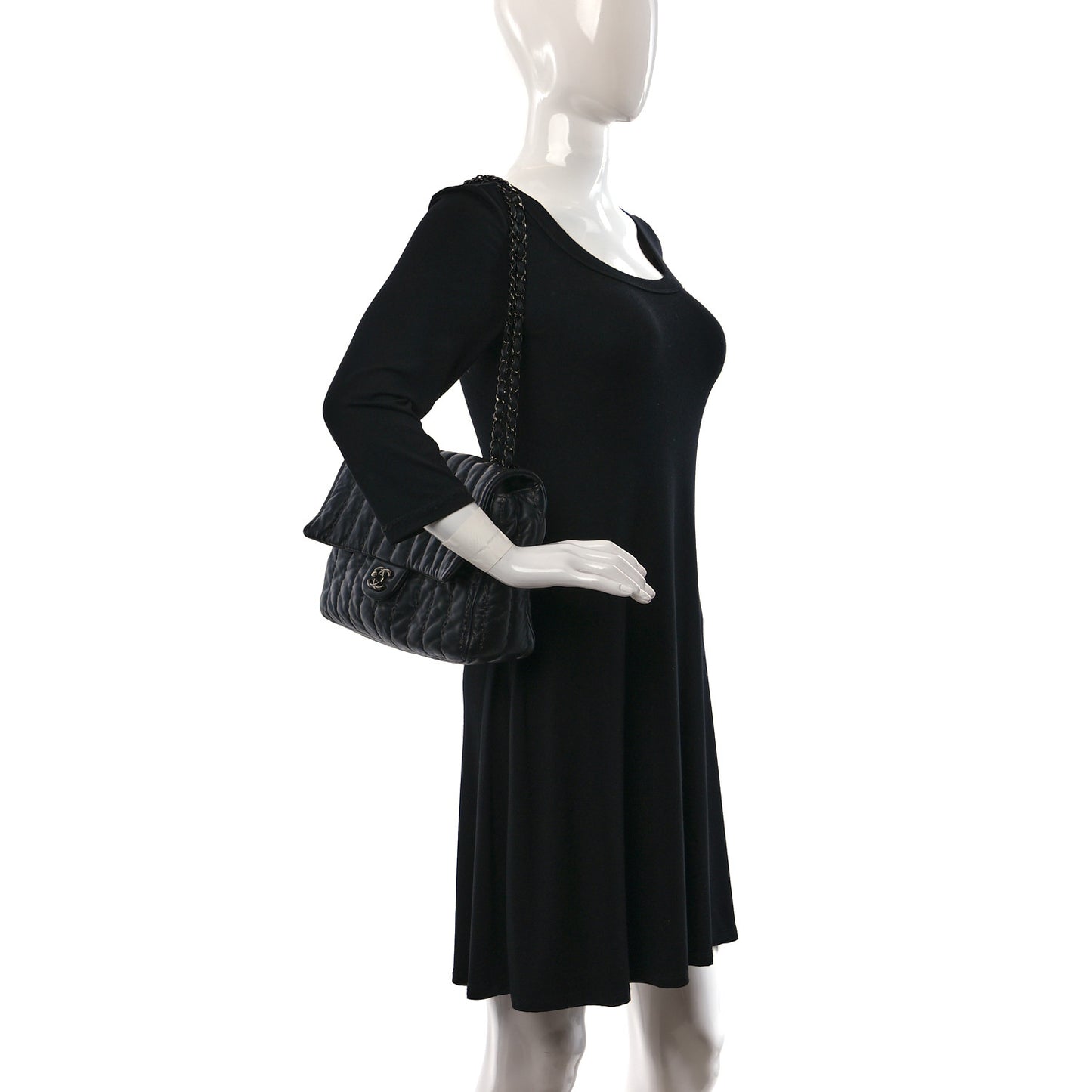 Lambskin Vertical Stitch Jumbo Single Flap Black