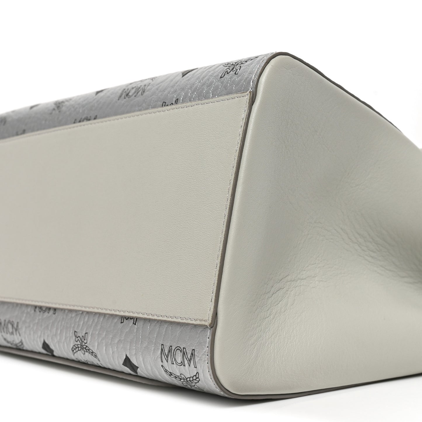 Metallic Visetos Medium Aren Hobo Silver
