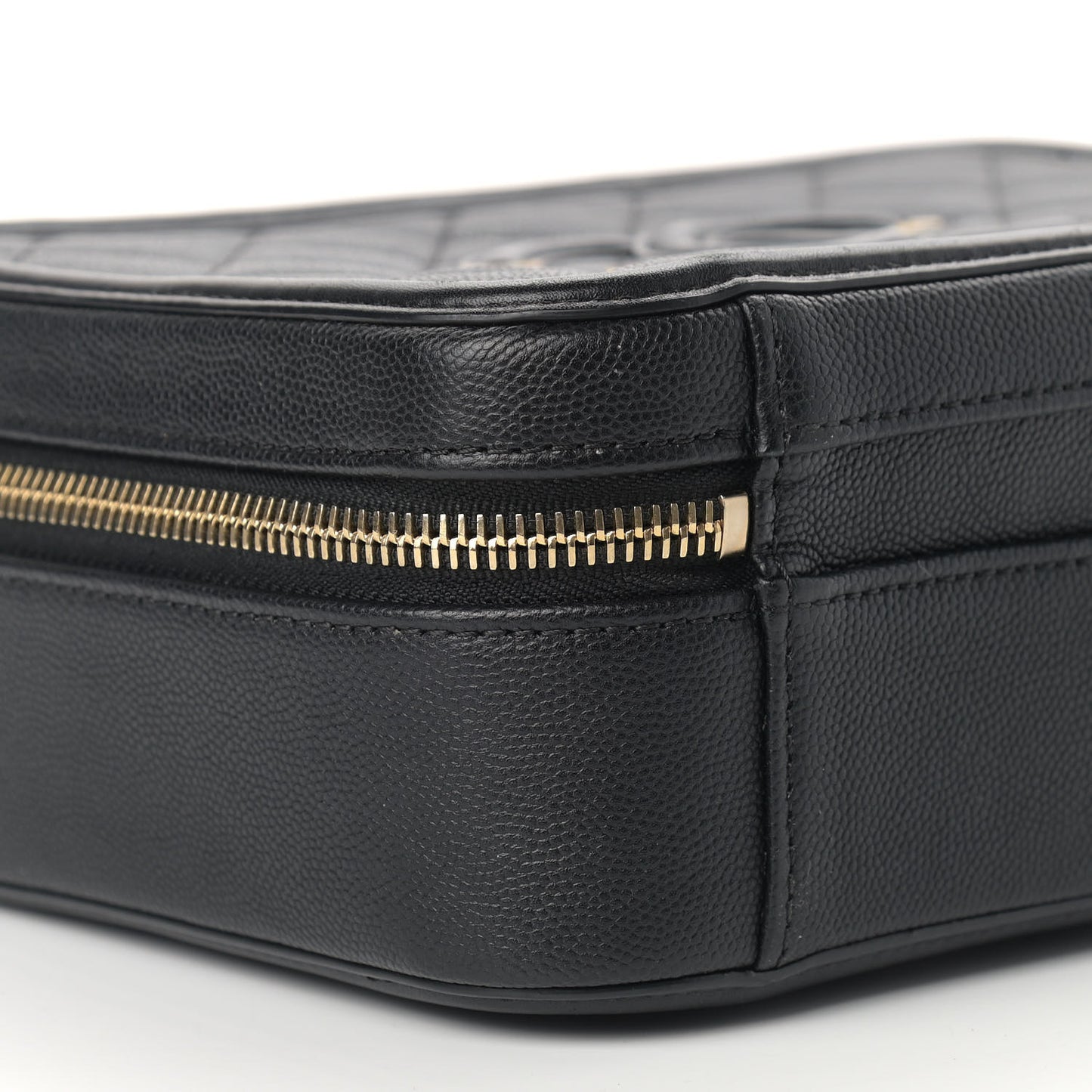 Caviar Quilted Medium CC Filigree Vanity Case Black