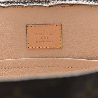Louis Vuitton Monogram Sac Plat 6 of 11