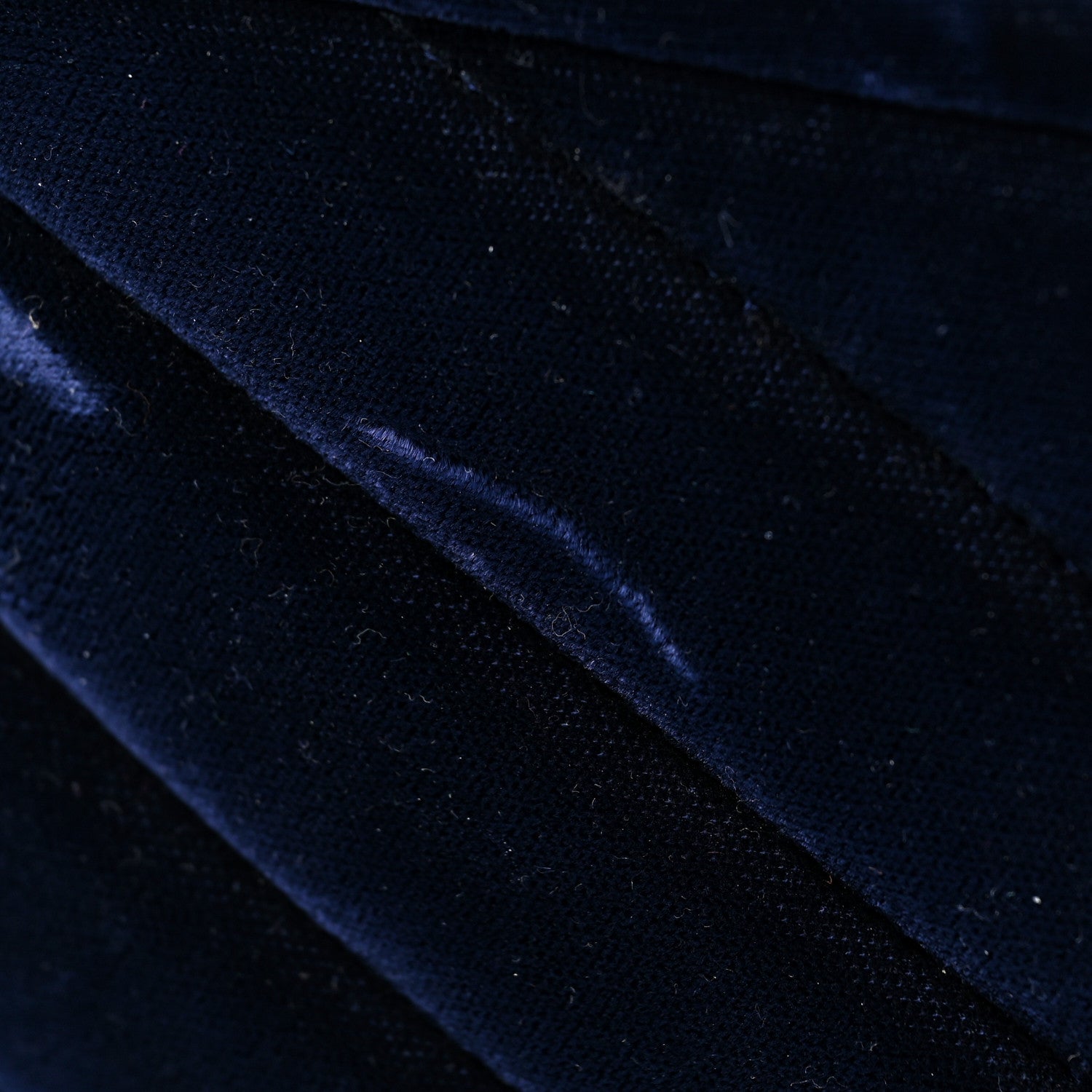 Saint Laurent Velvet Y Quilted Monogram Toy Loulou Crossbody Bag Navy 26 of 31