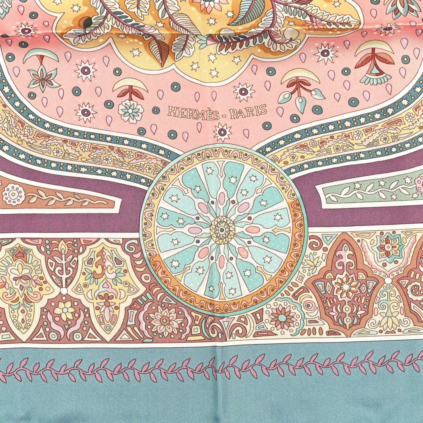 Silk Aux Portes Du Palais Scarf 90 Bleu Gris Beige Rose
