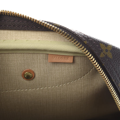 Louis Vuitton Monogram Evasion Sports Bag 7 of 15