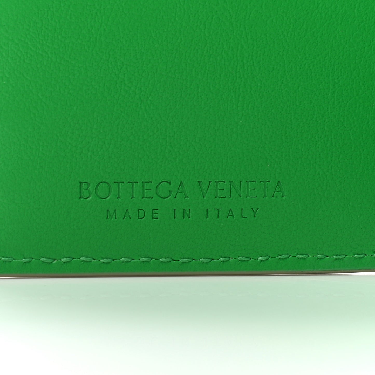 Calfskin Intrecciato Flap Card Case Travertine Parakeet