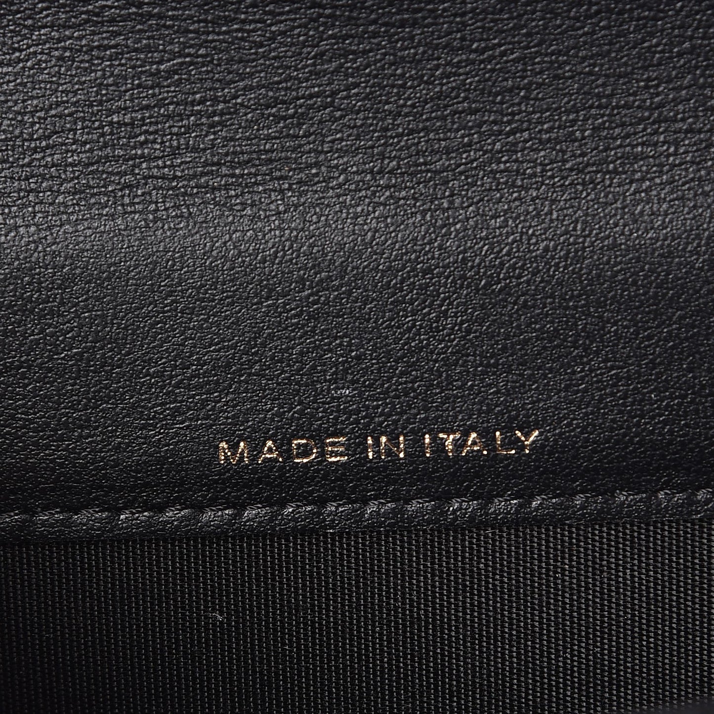 Calfskin Camellia Embossed Quilted Card Holder Black
