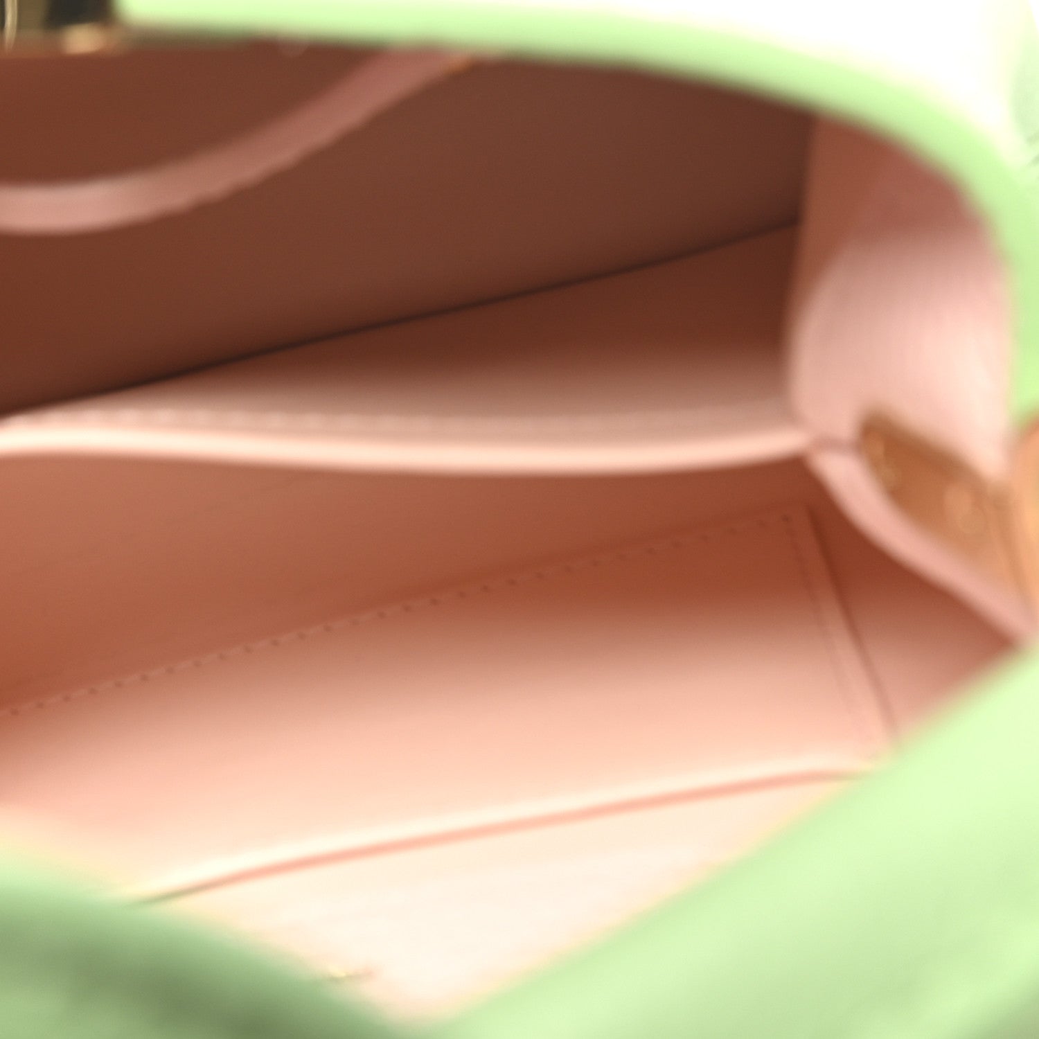 Louis Vuitton Taurillon Mini Capucines Vert Pomme 5 of 9