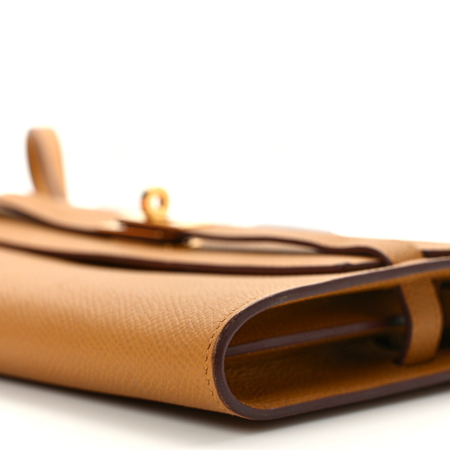 Epsom Kelly Wallet To Go Sesame