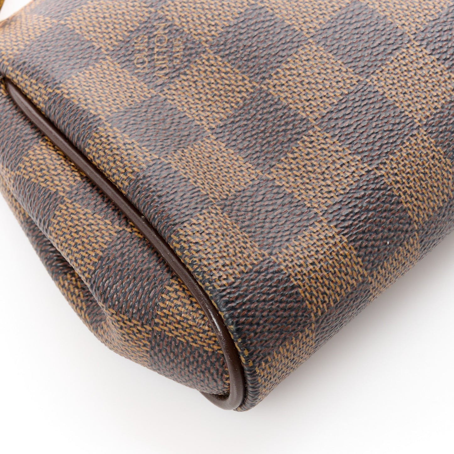 Damier Ebene Eva Clutch