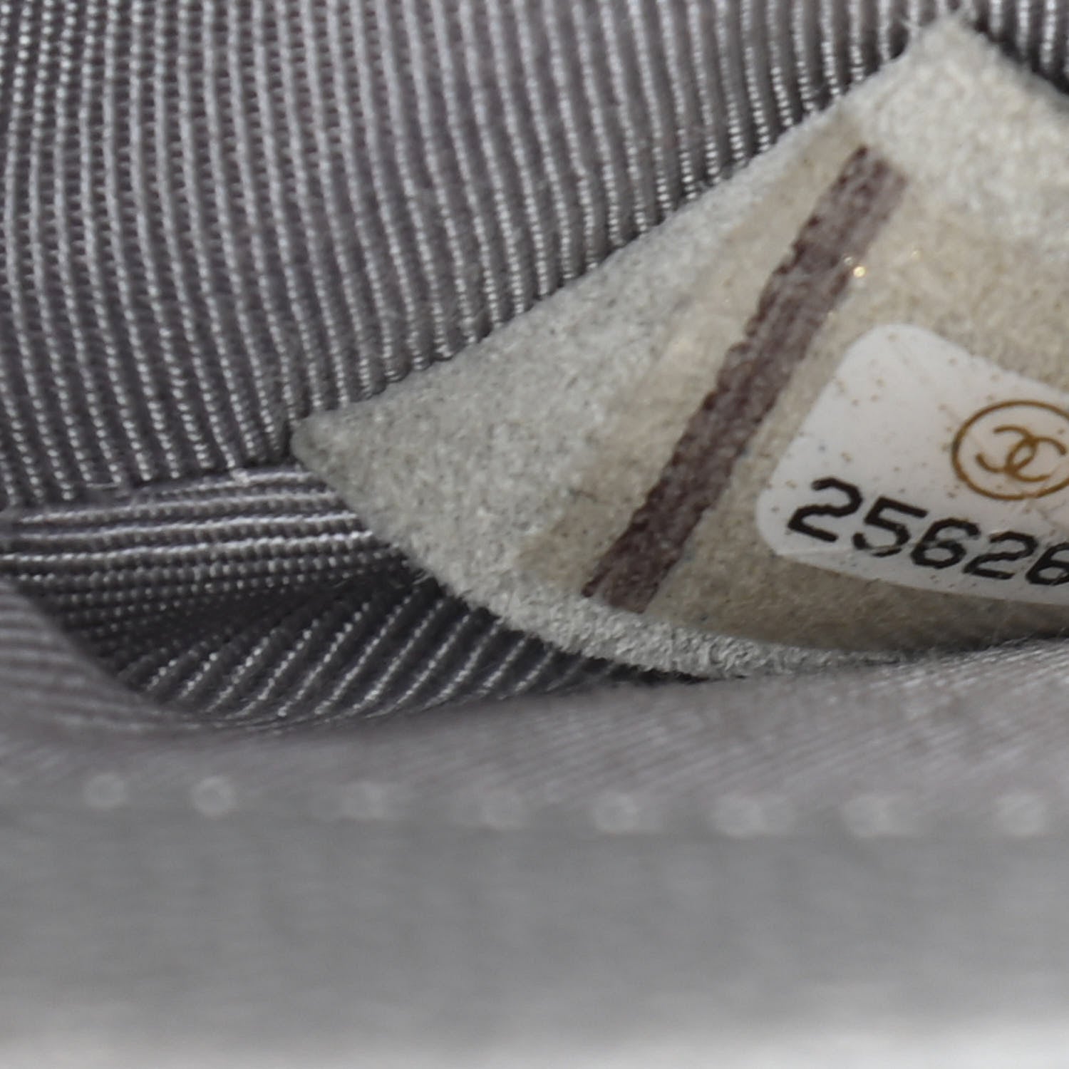 Chanel Caviar Quilted Small Boy Flap Grey 7 of 9