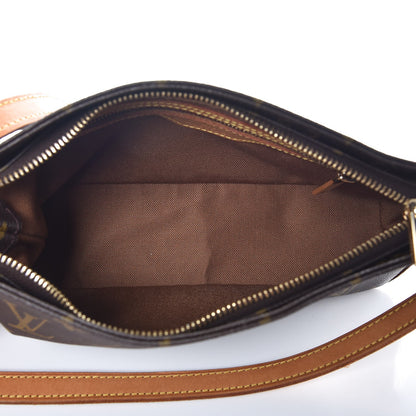 Louis Vuitton Monogram Trotteur 5 of 7