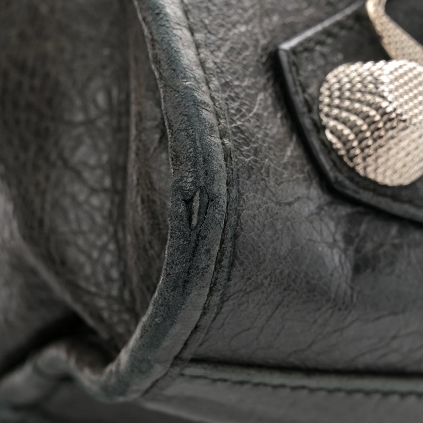 Agneau Giant 21 Silver Hardware City Black
