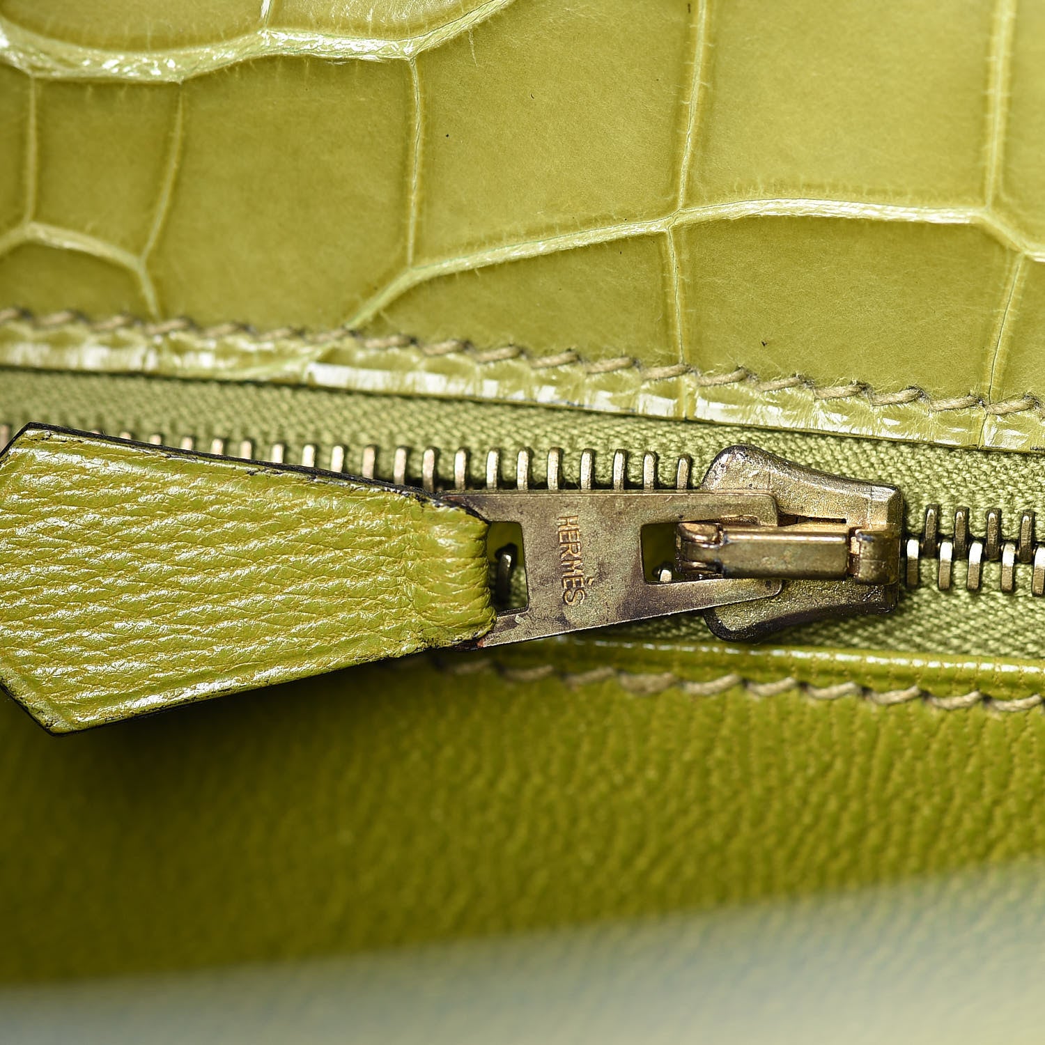 Hermes Shiny Alligator Kelly Sellier 32 Vert Chartreuse 29 of 40