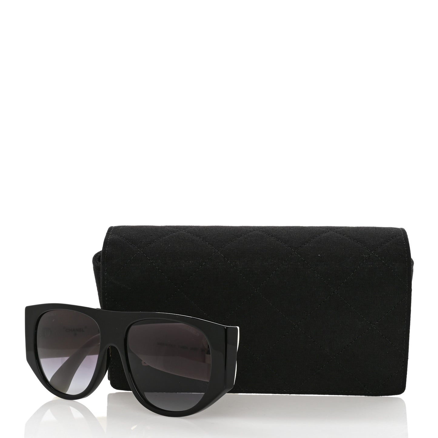 Acetate Quilted CC Pilot Sunglasses 71465 White Black