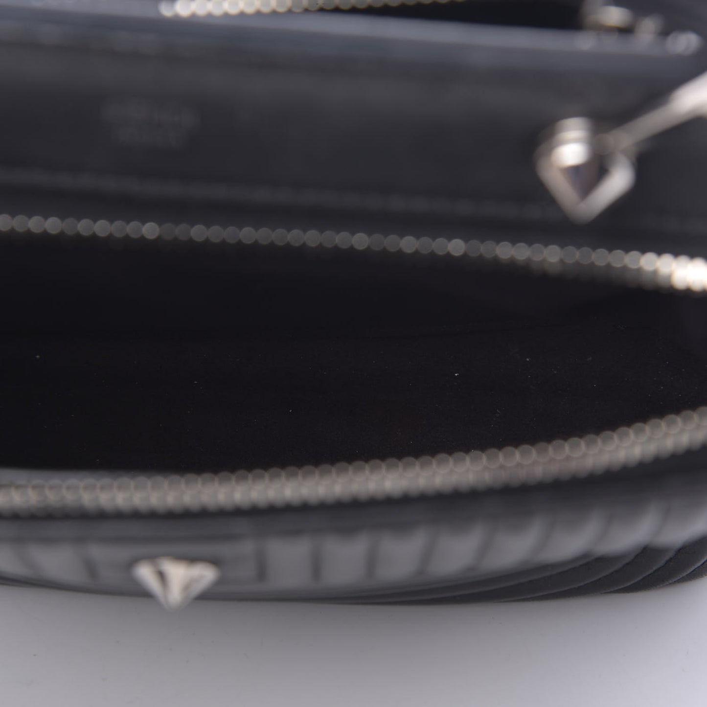 Shiny Nappa Trapuntata Small DotCom Click Top Handle Chain Satchel Black