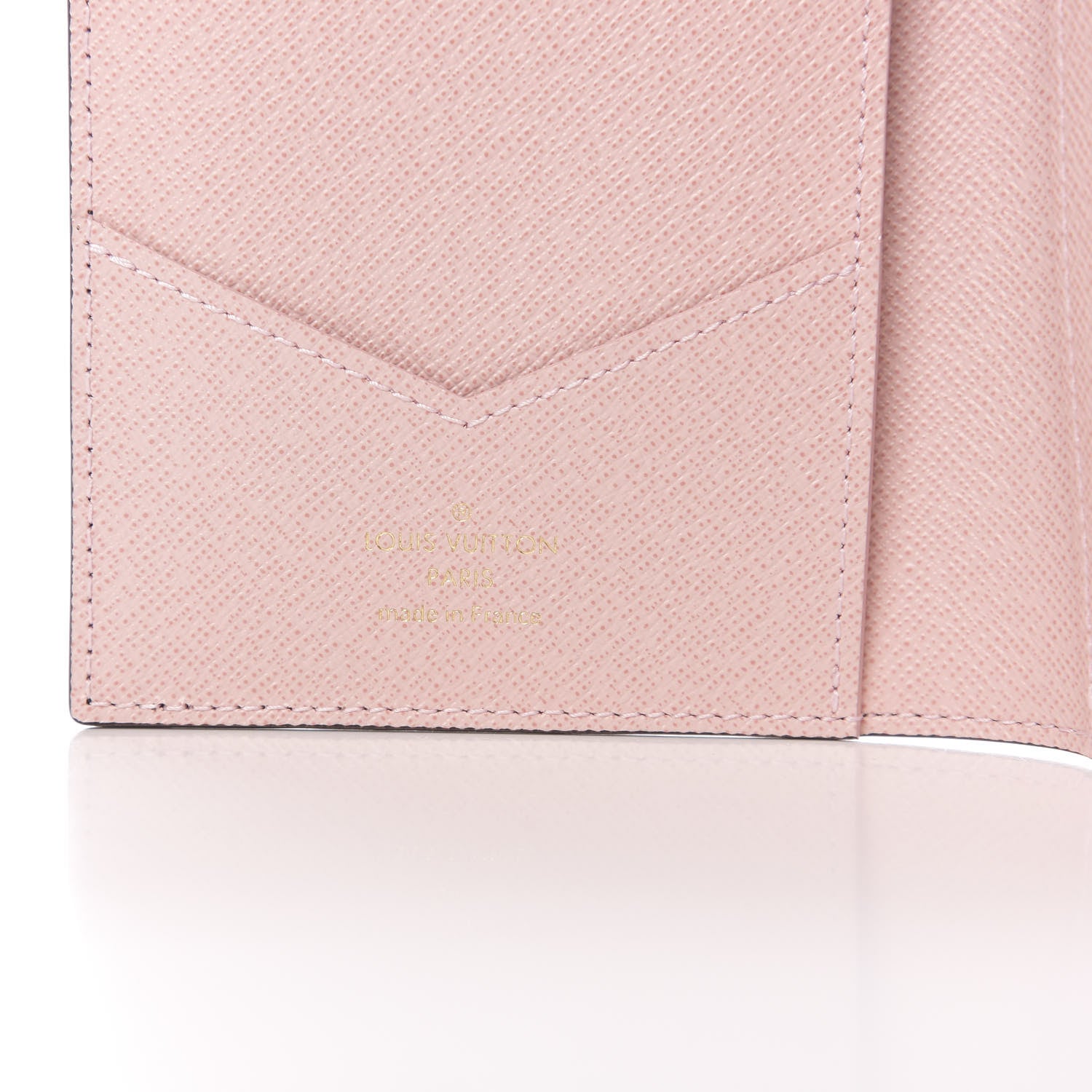 Louis Vuitton Monogram 2020 Christmas Animation Big Wheel Passport Cover Rose Ballerine 5 of 5